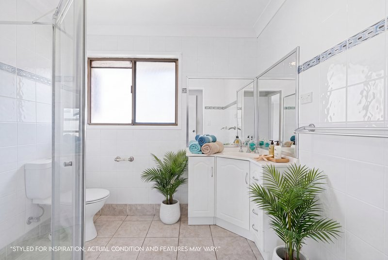 Photo - 22 Firmin Court, Mermaid Waters QLD 4218 - Image 11