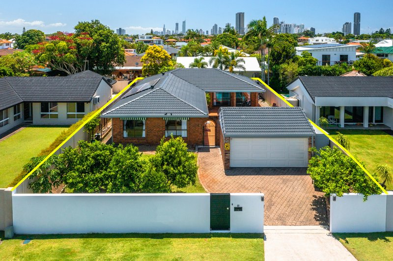 Photo - 22 Firmin Court, Mermaid Waters QLD 4218 - Image 19