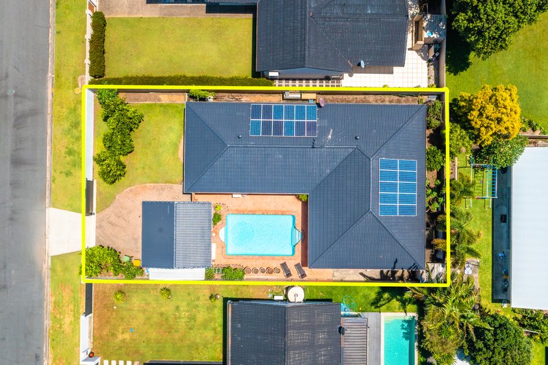 Photo - 22 Firmin Court, Mermaid Waters QLD 4218 - Image 20