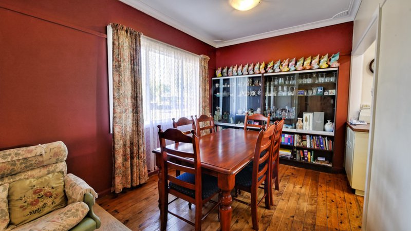 Photo - 22 Fitzhill Parade, Dubbo NSW 2830 - Image 8