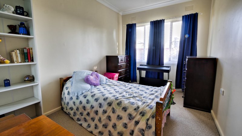 Photo - 22 Fitzhill Parade, Dubbo NSW 2830 - Image 10