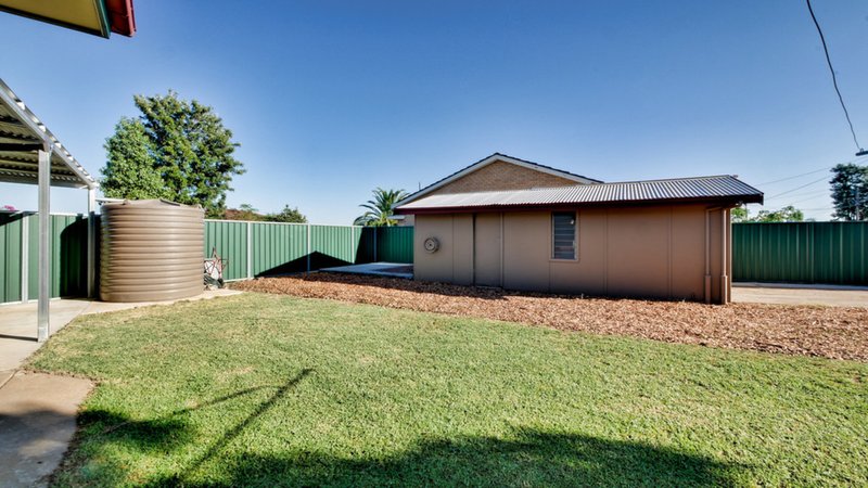 Photo - 22 Fitzhill Parade, Dubbo NSW 2830 - Image 14