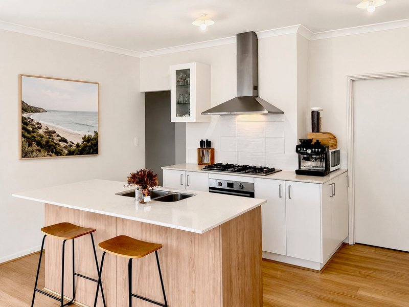 Photo - 22 Fleetwood Loop, Dunsborough WA 6281 - Image 1