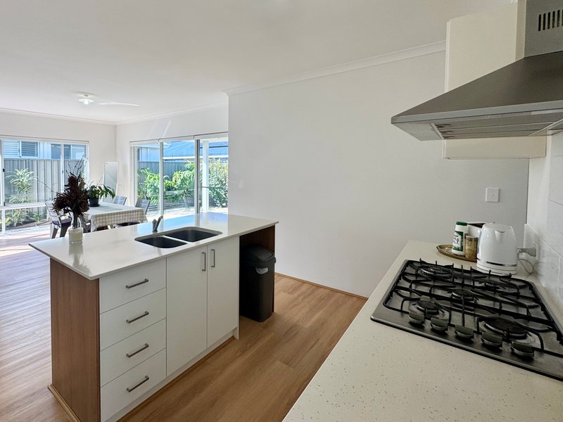 Photo - 22 Fleetwood Loop, Dunsborough WA 6281 - Image 8