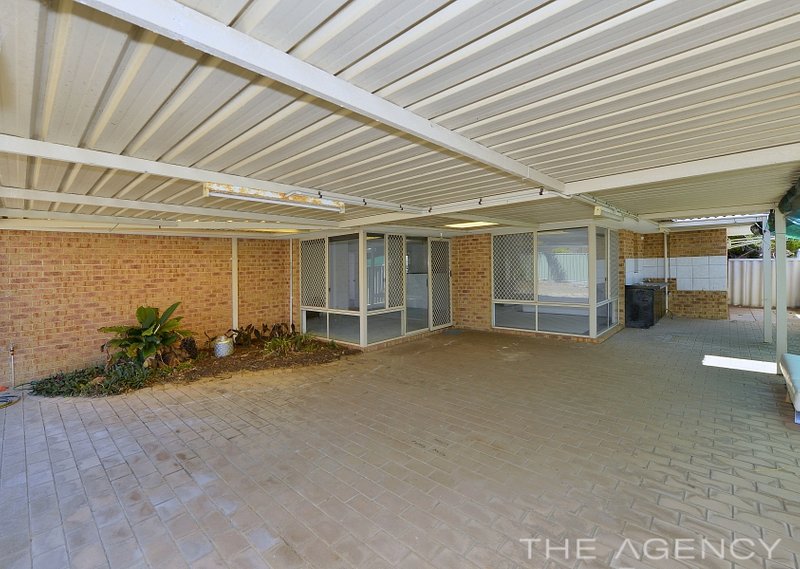 Photo - 22 Floribunda Avenue, Halls Head WA 6210 - Image 14