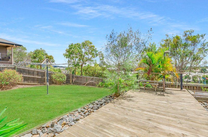 Photo - 22 Fontanna Way, Springfield Lakes QLD 4300 - Image 4