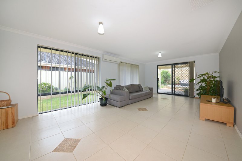 Photo - 22 Fordham Avenue, Clarkson WA 6030 - Image 16