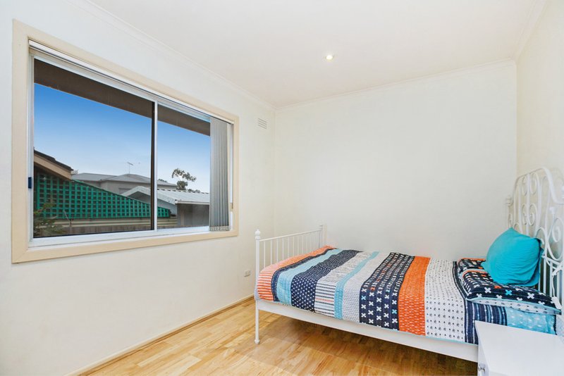 Photo - 22 Fordham Road, Reservoir VIC 3073 - Image 5