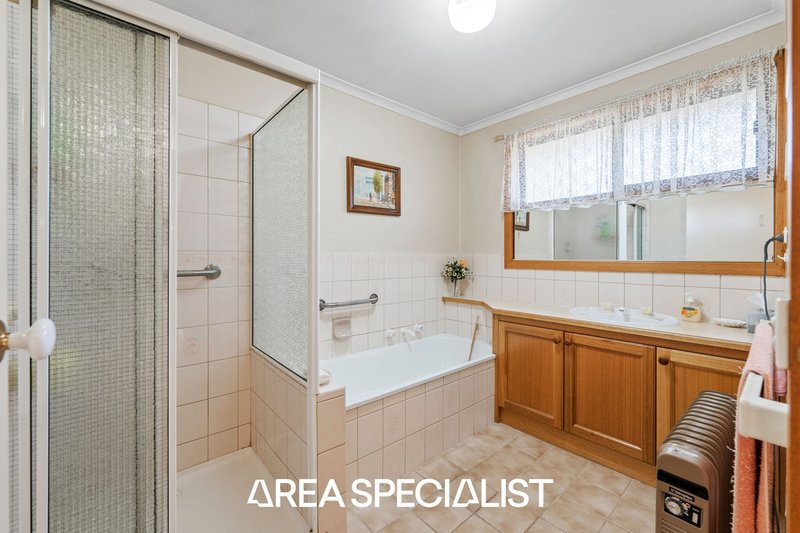 Photo - 2/2 Forster Street, Noble Park VIC 3174 - Image 10