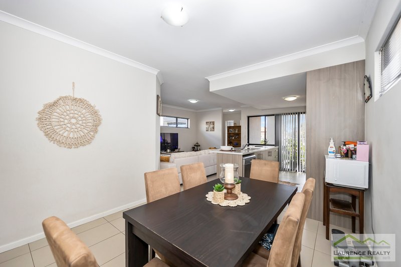 Photo - 2/2 Fowey Loop, Mindarie WA 6030 - Image 6