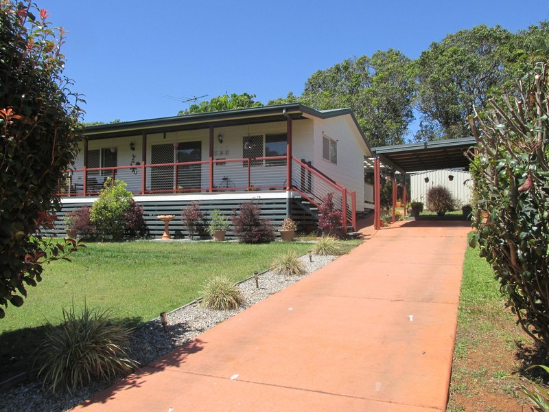 22 Francis Rd , Macleay Island QLD 4184