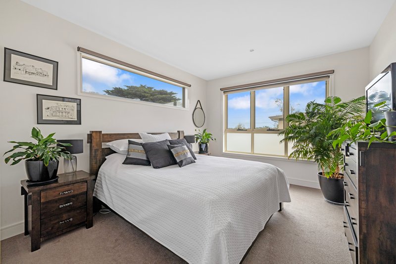 Photo - 2/2 Freda Street, Inverloch VIC 3996 - Image 6