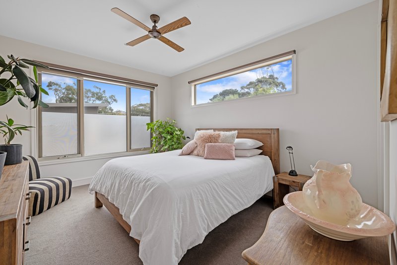 Photo - 2/2 Freda Street, Inverloch VIC 3996 - Image 10