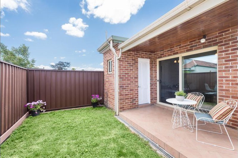 Photo - 22 Frederick Street, St Peters NSW 2044 - Image 3