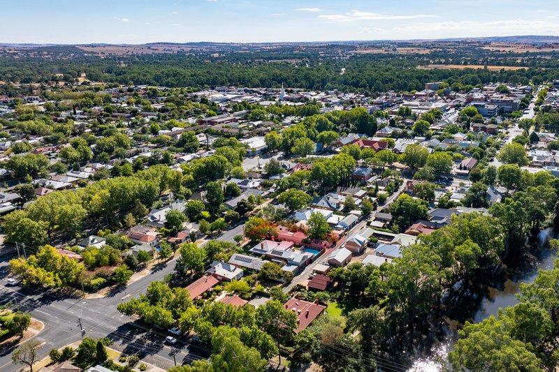 Photo - 22 Freer Street, Wagga Wagga NSW 2650 - Image 4