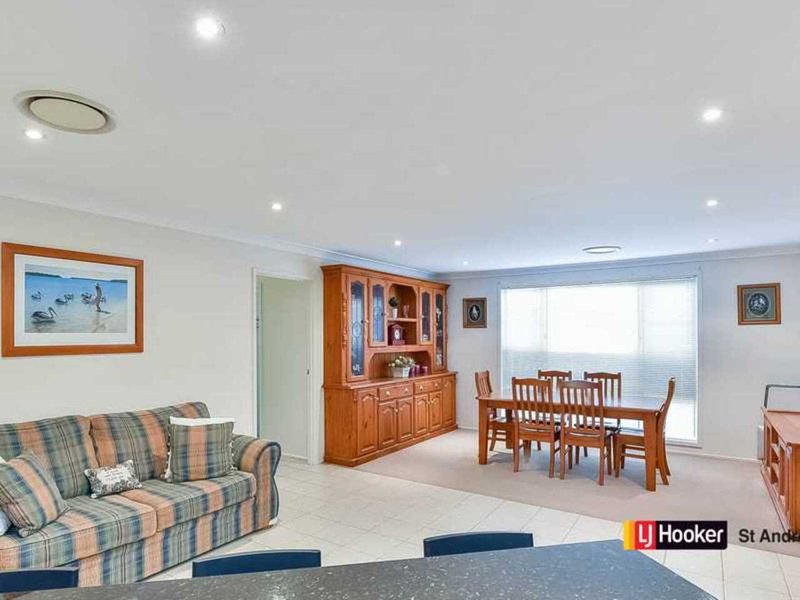 Photo - 22 Galloway Crescent, St Andrews NSW 2566 - Image 4