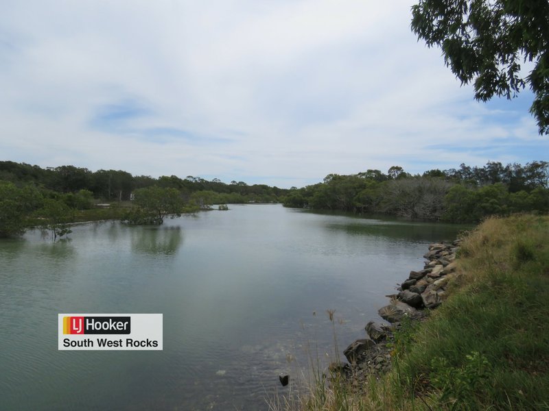 Photo - 22 Gap Road, Hat Head NSW 2440 - Image 14