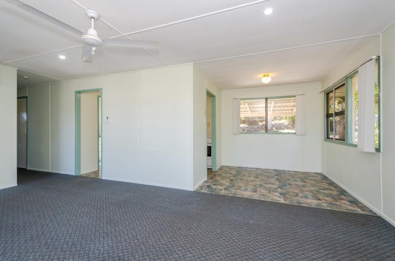 Photo - 22 Garden Street, West Gladstone QLD 4680 - Image 5