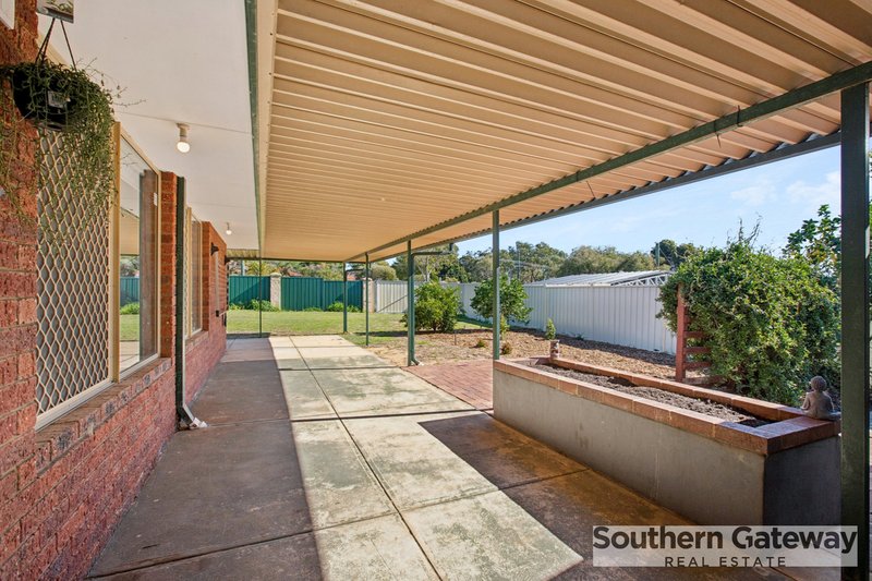Photo - 22 Garrett Corner, Parmelia WA 6167 - Image 21