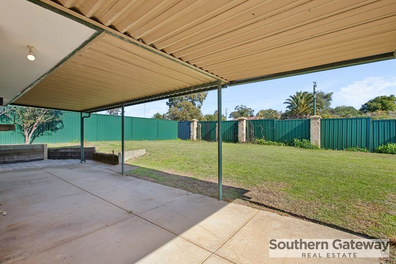 Photo - 22 Garrett Corner, Parmelia WA 6167 - Image 22