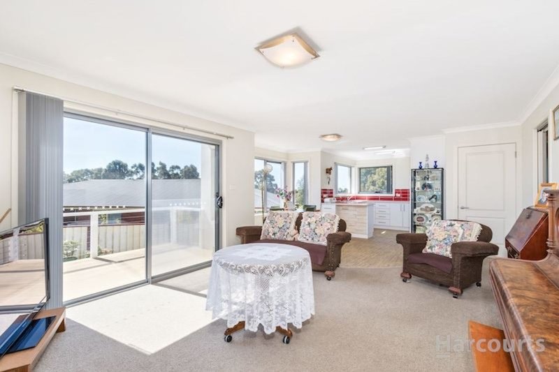 Photo - 2/2 Gatenby Drive, Miandetta TAS 7310 - Image 3