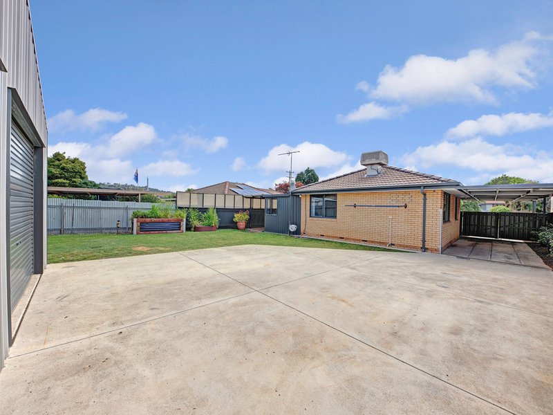 Photo - 22 Gayview Drive, Wodonga VIC 3690 - Image 15