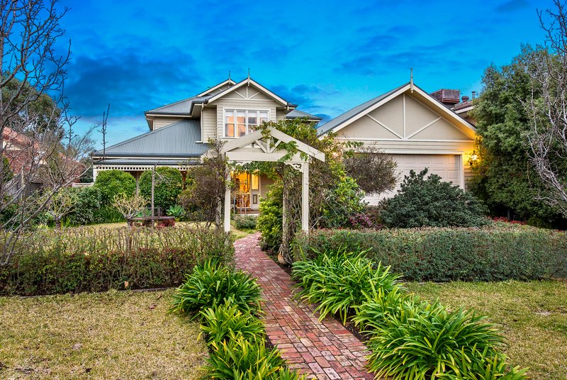 22 Gerona Court, Keilor VIC 3036