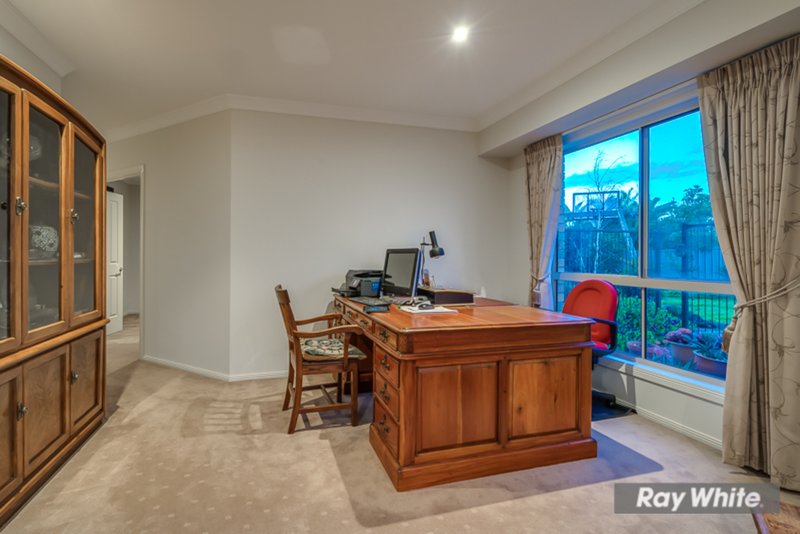 Photo - 22 Giofches Crescent, Tarneit VIC 3029 - Image 6