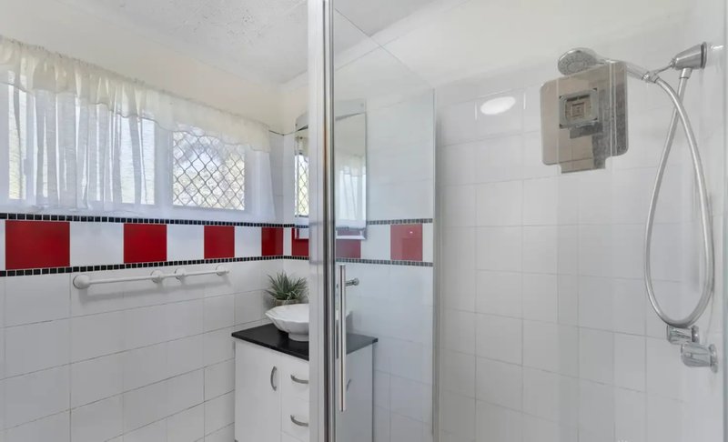 Photo - 22 Glendale Street, Caboolture QLD 4510 - Image 6