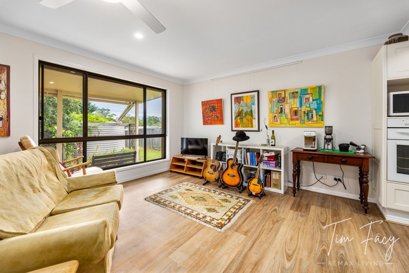 Photo - 22 Gloucester Street, Woodford QLD 4514 - Image 7