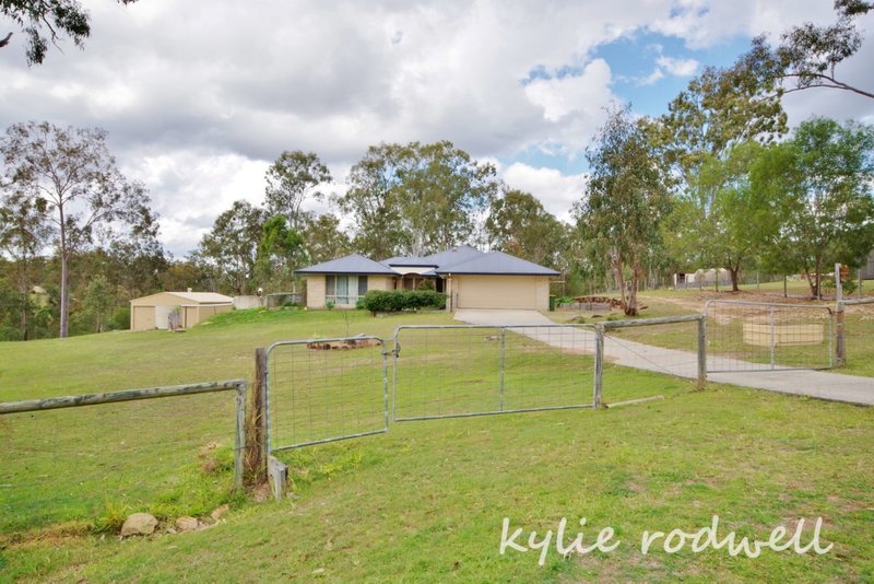 Photo - 22 Golden Grove, Mundoolun QLD 4285 - Image 23