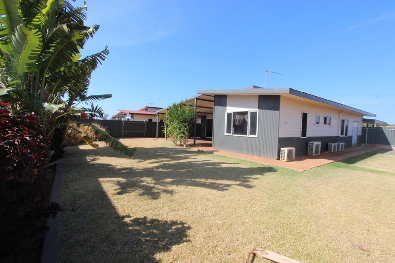 Photo - 22 Goshawk Circle, Nickol WA 6714 - Image 14