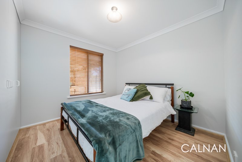 Photo - 22 Gracechurch Crescent, Leeming WA 6149 - Image 17