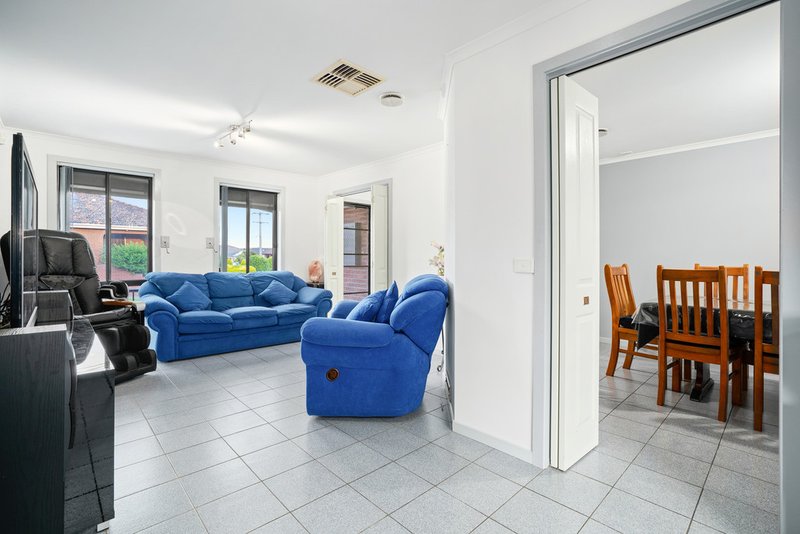 Photo - 22 Grand Parade, Epping VIC 3076 - Image 6