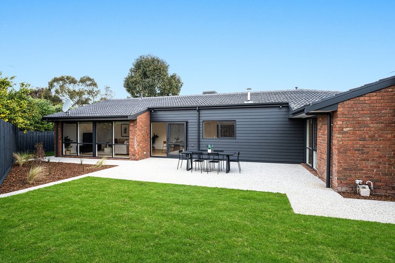 Photo - 22 Greenbank Court, Leopold VIC 3224 - Image 13