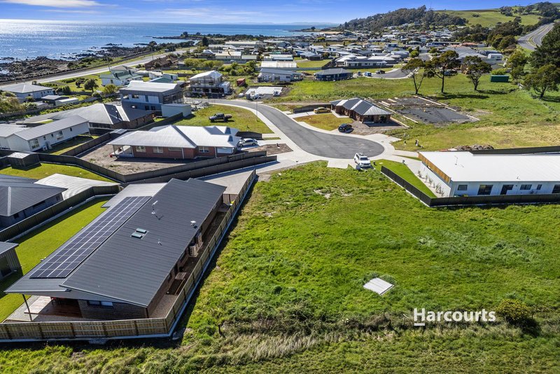 Photo - 22 Griffin Place, Sulphur Creek TAS 7316 - Image 4