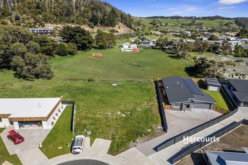 Photo - 22 Griffin Place, Sulphur Creek TAS 7316 - Image 5