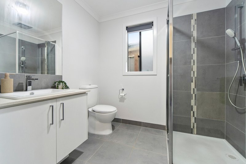 Photo - 22 Gunbower Crescent, Botanic Ridge VIC 3977 - Image 4