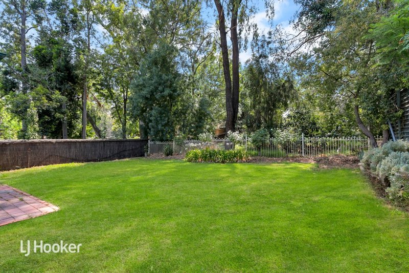 Photo - 22 Hallett Road, Wattle Park SA 5066 - Image 3