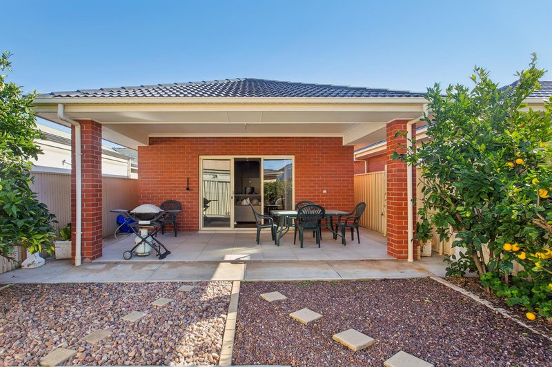 Photo - 22 Hammond Road, Findon SA 5023 - Image 15