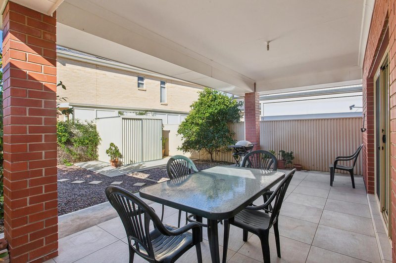 Photo - 22 Hammond Road, Findon SA 5023 - Image 16