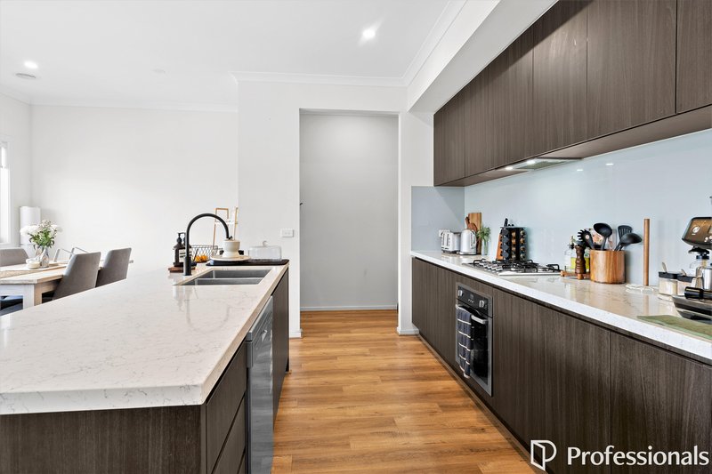 Photo - 22 Handley Crescent, Officer VIC 3809 - Image 2