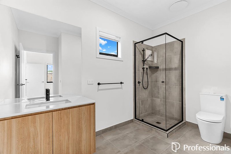 Photo - 22 Handley Crescent, Officer VIC 3809 - Image 9