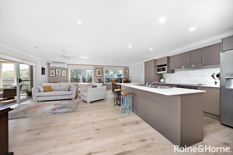 Photo - 22 Handley Street, Helensburgh NSW 2508 - Image 2