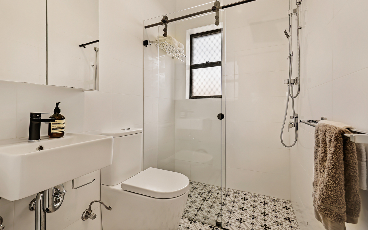 22 Hanks Street, Ashfield, NSW 2131 - Image 8