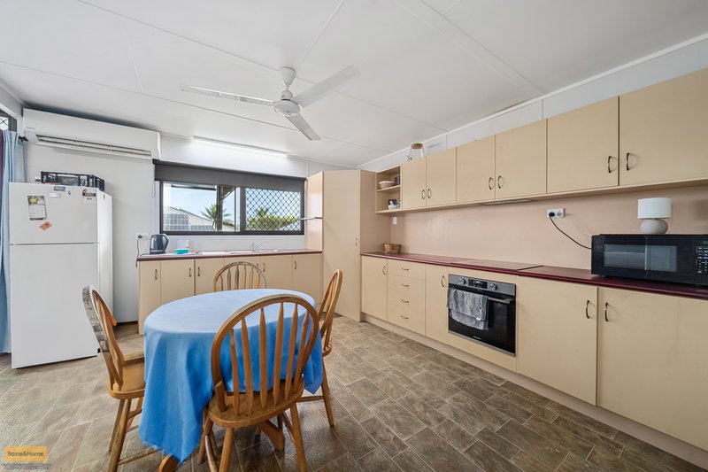 Photo - 22 Harbour Road, Mourilyan QLD 4858 - Image 17