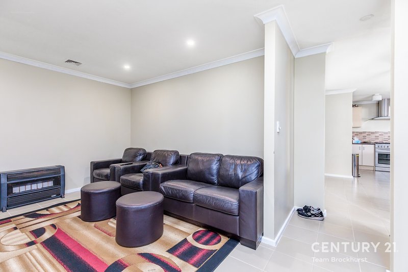 Photo - 22 Hargrave Drive, Thornlie WA 6108 - Image 7