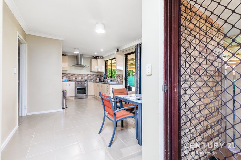 Photo - 22 Hargrave Drive, Thornlie WA 6108 - Image 9