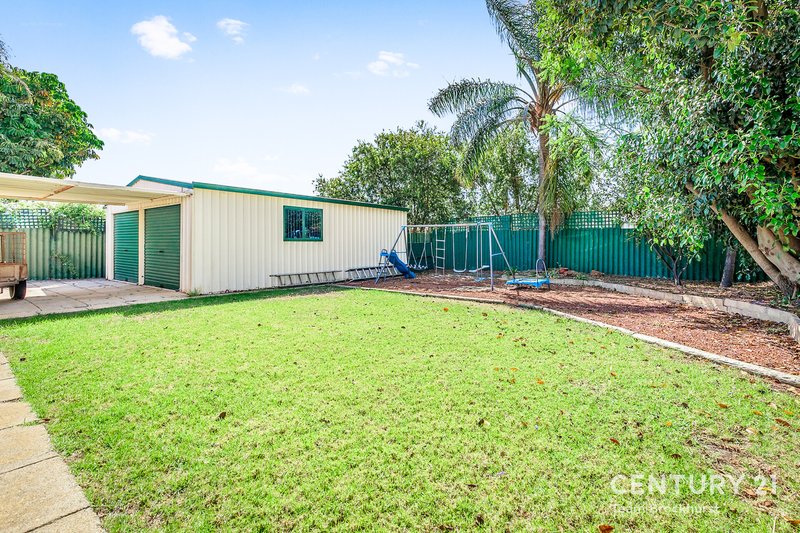 Photo - 22 Hargrave Drive, Thornlie WA 6108 - Image 23