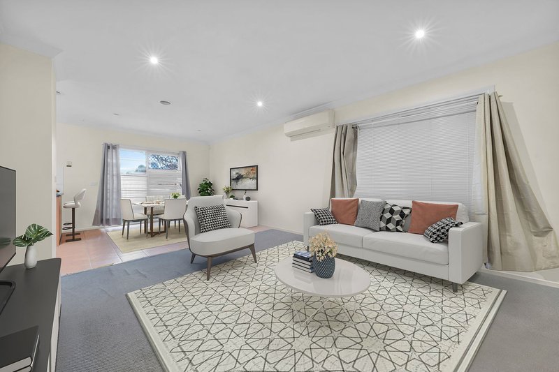 Photo - 22 Harkaway Avenue, Hoppers Crossing VIC 3029 - Image 2